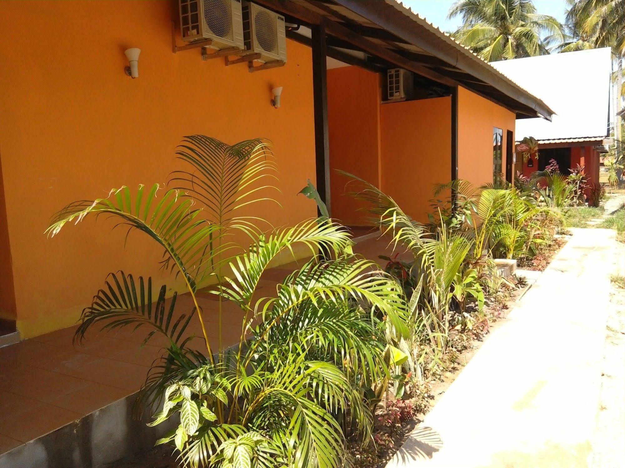 The Village Langkawi Pantai Cenang (Langkawi) Exterior foto